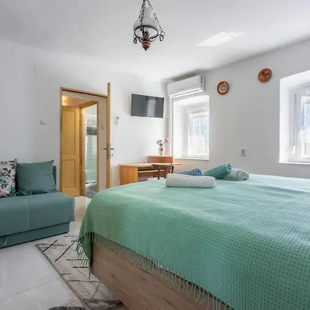 House Julija *