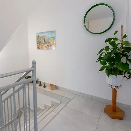 House Julija Lejlighed *