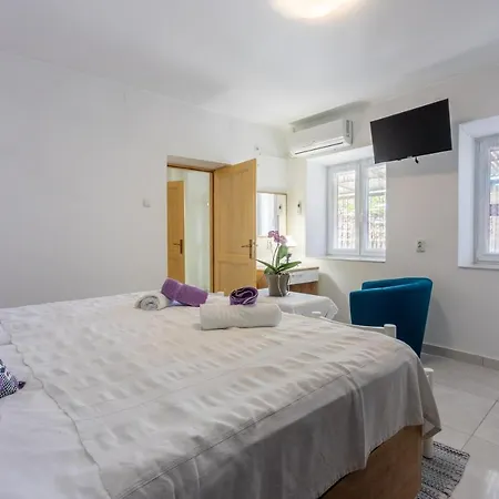 House Julija Apartment