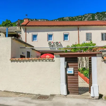 House Julija Lejlighed